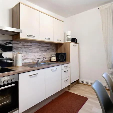 Apartment Vogelsberger Bett 5 2 Links *