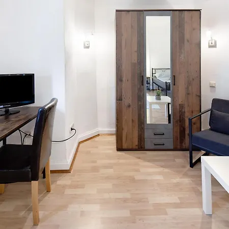 Apartment Vogelsberger Bett 5 2 Links
